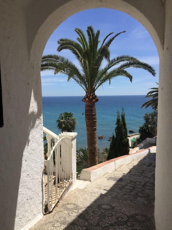 Edificio Verdemar - Stunning 1 Bed Apartment With Pool & Sea Views Nerja Ngoại thất bức ảnh