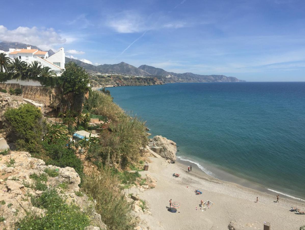 Edificio Verdemar - Stunning 1 Bed Apartment With Pool & Sea Views Nerja Ngoại thất bức ảnh
